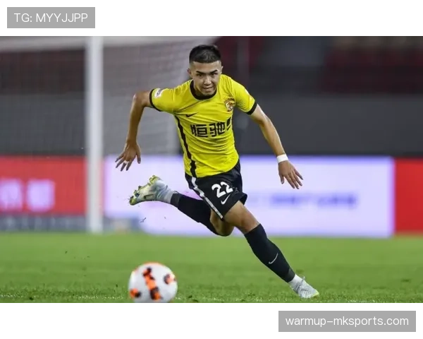 新星闪耀赛场，扛起球队复兴大旗