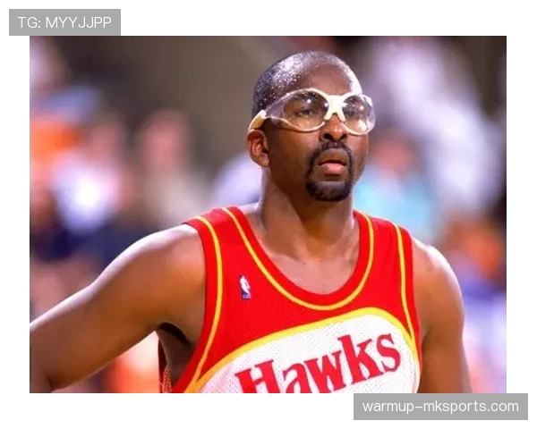 摩西·马龙篮下高效背打主导内线对抗胜过当下锋线球员